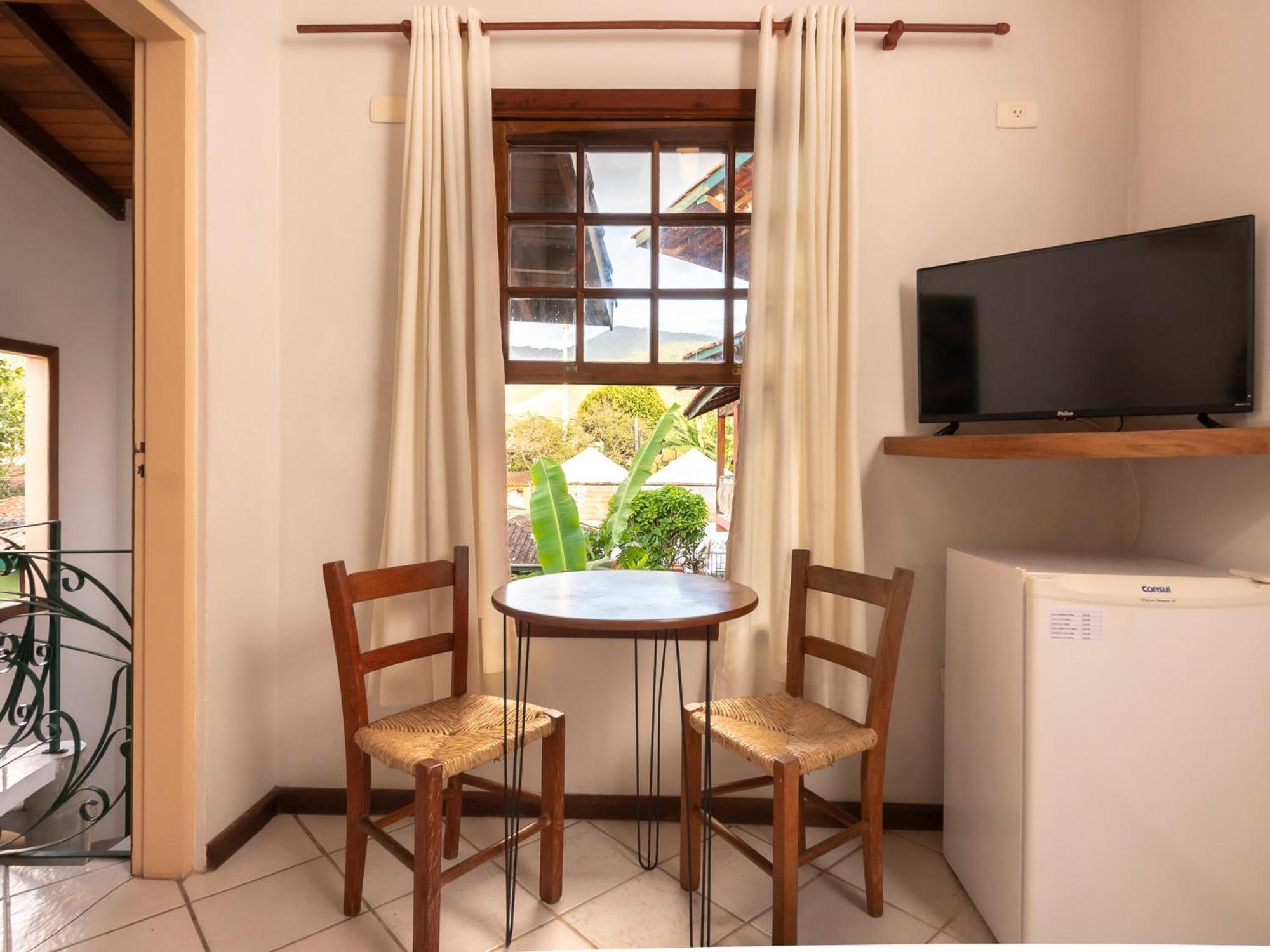 Atiaia Inn